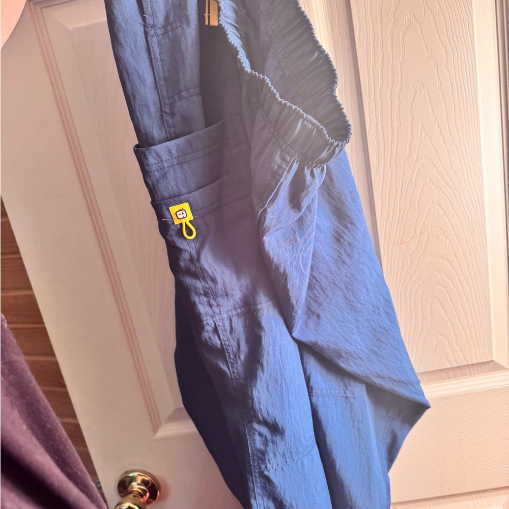 WonderWink Caribbean Scrub Pants and matching Scrub top